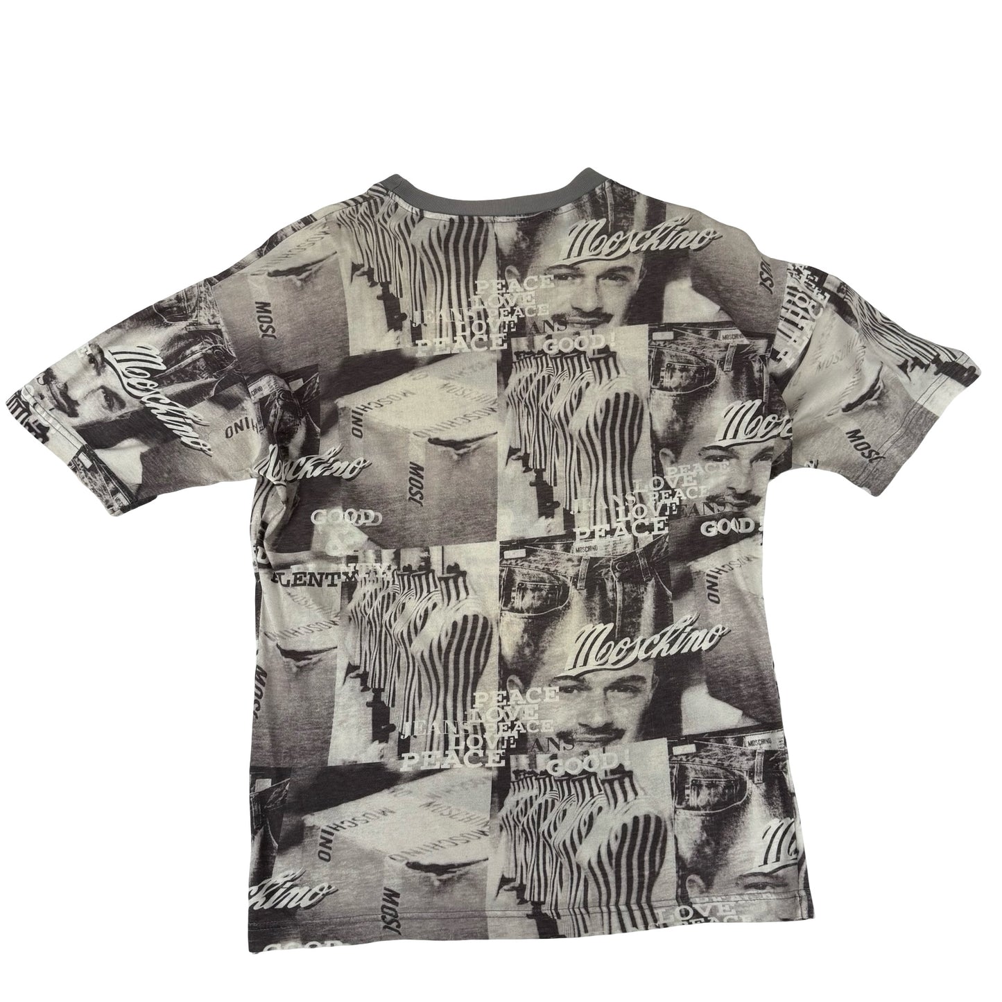 Moschino franco newspaper  print rare tshirt black and white T-shirt #Moschino ! No size label! We would recommend size Large ! #francomoschino #moschino
