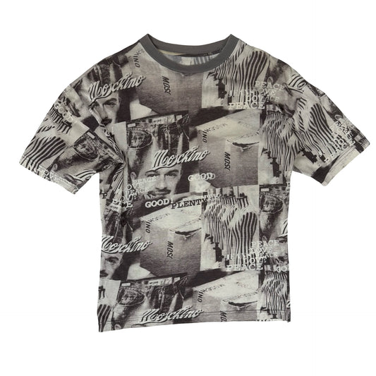 Moschino franco newspaper  print rare tshirt black and white T-shirt #Moschino ! No size label! We would recommend size Large ! #francomoschino #moschino